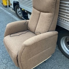 1人用電動リクライニングソファーの画像