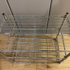 スチールラックの画像