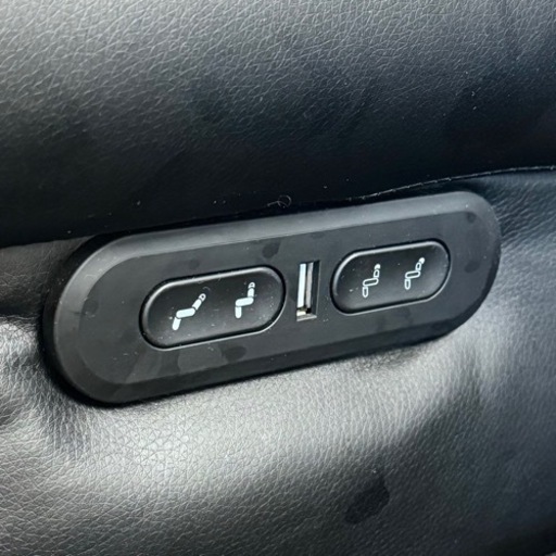 【超美品‼️】定価98,780円♪ ヤマダ電機 電動リクライニングソファ(ブラストサウンド) Bluetoothスピーカー搭載 USB