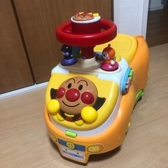アンパンマンの車