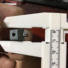  詳細不明 鉄道模型 Nゲージ HOゲージ 昭和 レトロ 古い 街灯 などの土台 信号機 10セット 多数在庫有り 未使用 の画像