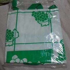 新品 エプロン ぶどう柄①の画像