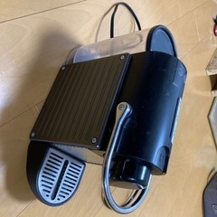 【更新】コーヒーメーカー　ネスプレッソ(ピクシー) 千円