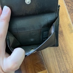 中古　FENDI 二つ折り財布