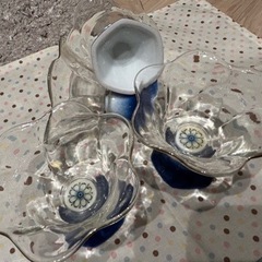 食器 皿 ガラス 花模様✿.•4つ
