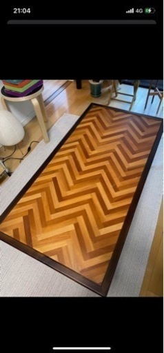 ヘリンボーン柄ローテーブル