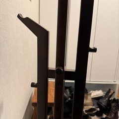 デザイナーコート掛けの画像
