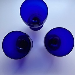 ブルー　ワイングラスの画像
