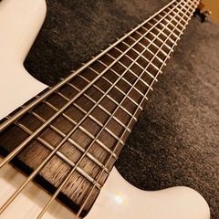 Warwick Rock bass Corvette Basic5 3.8kgの画像