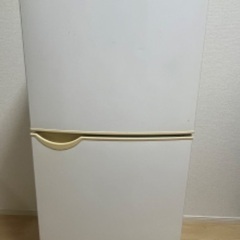 冷蔵庫　SHARP製　140Lで一人暮らしらくらく