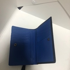 二つ折財布