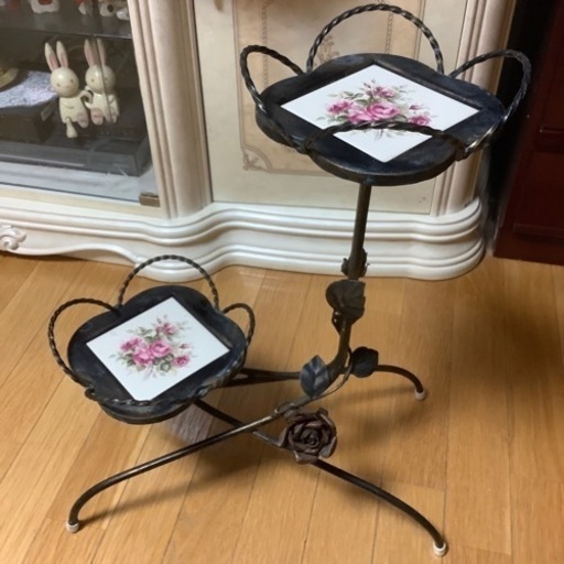 アイアン　フラワースタンド　2段　花台　タイル　アンティーク　ロココ調