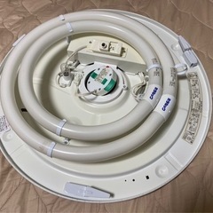 照明　お値下げ‼️‼️‼️ シーリングライト✨新生活　大幅値下げ‼️新学期　新生活　リモコン有　オマケ付きの画像