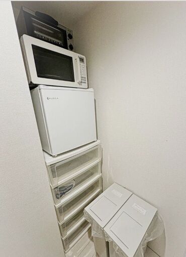 冷蔵庫　電子レンジ　トースター　ドライヤー　加湿器アロマデフューザー