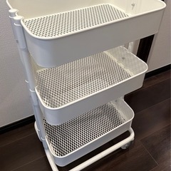 IKEA   RÅSKOG ロースコグ　ホワイト　ワゴンの画像