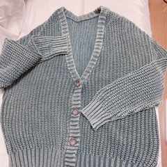 ダメージ系カーディガン グリーン Mサイズくらい