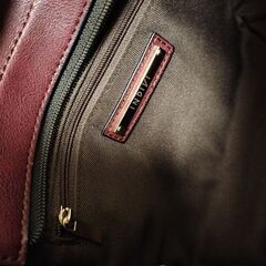 INDIVI インディヴィ ショルダーバッグの画像