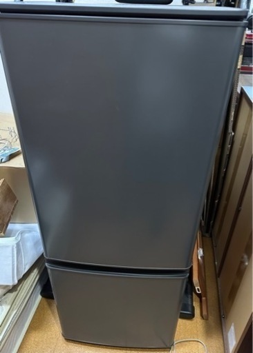 【美品・高年式】三菱冷蔵庫146L