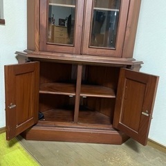 イタリア家具　洋酒棚　グラス棚の画像