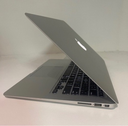 【中古】 美品 MacBook Air 2013 13インチ