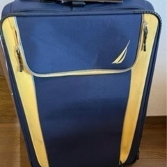 有名ブランドNAUTICAのスーツケース