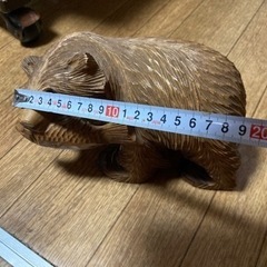 木彫りのくまの画像