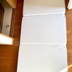 【状態綺麗】ニトリ 三つ折りマットレス 4セットの画像