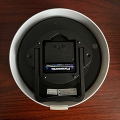 ニトリ 電波 ステップ秒針 置き掛け兼用時計 フォーレ(ホワイトウォッシュ) 直径約18cm 外箱&乾電池(パナソニック エボルタNEO)付きの画像