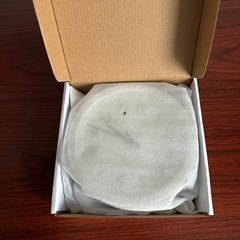 ニトリ 電波 ステップ秒針 置き掛け兼用時計 フォーレ(ホワイトウォッシュ) 直径約18cm 外箱&乾電池(パナソニック エボルタNEO)付きの画像