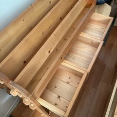 絵本収納棚の画像