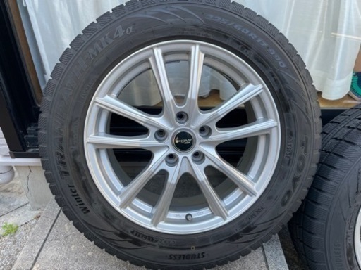 30系アルファード　17インチスタッドレスタイヤ