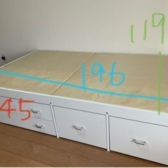 大容量収納 セミダブルベッドの画像