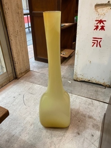 【一点物】ガラス製アンティーク花瓶　フラワーベース
