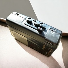 AIWA ポータブルカセットプレーヤー&ラジオ ベルト切れ RADIOはOK 修理前提 ジャンクの画像