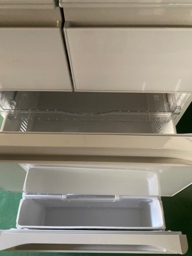 HITACHI 冷蔵庫　2017年製　ファミリーサイズ　美品