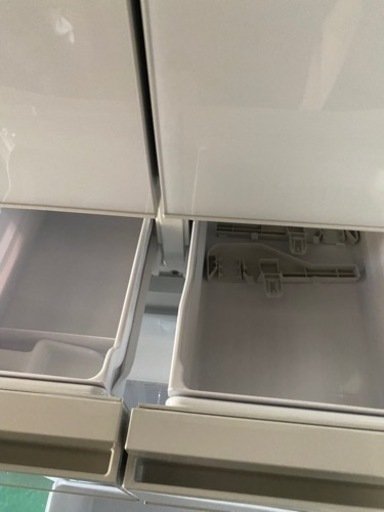 HITACHI 冷蔵庫　2017年製　ファミリーサイズ　美品