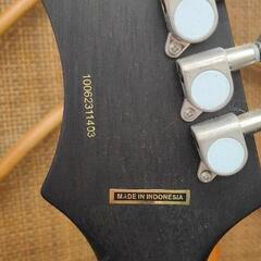 0107-027 Epiphone エピフォン エレキギター　ケース付きの画像