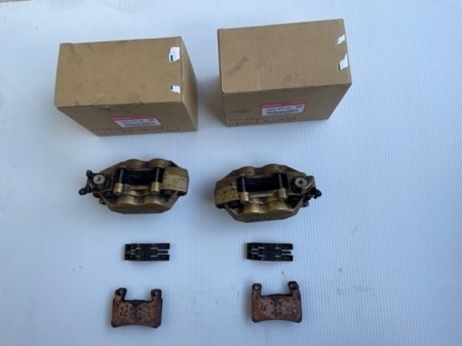 CB400SF（NC39）VTEC2 純正フロントブレーキキャリパーセット