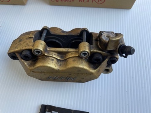 CB400SF（NC39）VTEC2 純正フロントブレーキキャリパーセット