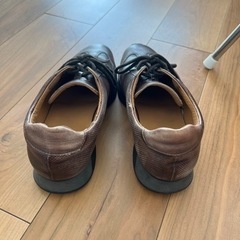 サントーニ　Santoni レザーシューズの画像