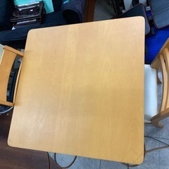 食卓テーブル　椅子2つセット　　リサイクルショップ宮崎屋　佐土原店　24.1.7Fの画像
