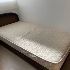 ベッド一式　