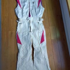 新品！GOLDWINスキーウェアMサイズ