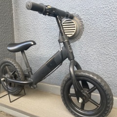 中古　キックバイク　スタンド　ヘルメット付き