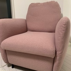 IKEA_ひとり用リクライニングソファの画像