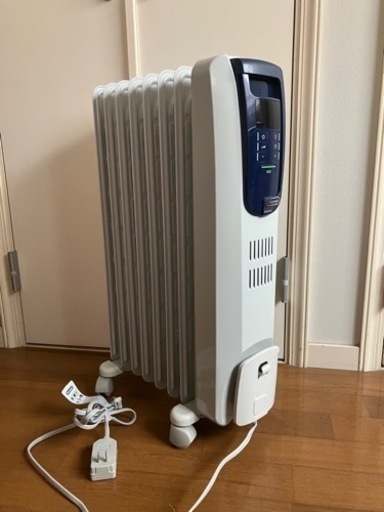 値下げ再投稿！　デロンギ　オイルヒーター　KHD410812-MB