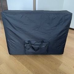 値下げしました! マッサージ用ベッド　キャリーバッグ付　セブンビューティーの画像