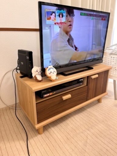 【〜32V】幅88cmテレビ台売ります