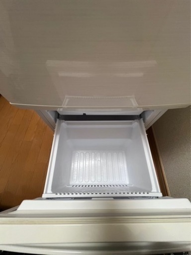 【購入者決定】シャープ製　冷蔵庫