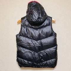 【超美品】キャロウェイ フード付ダウンベスト 黒×ピンクの画像